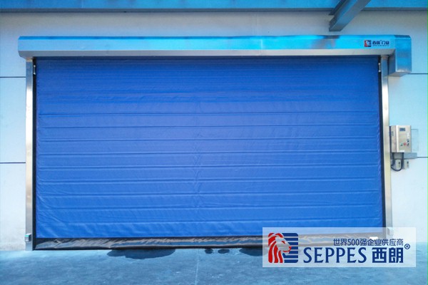 安全的快速門 安全的快速門