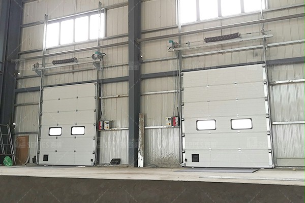 日立空調提升門