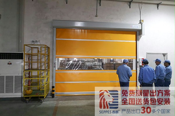 蘇州某水泵公司廠房內部通道安裝快速門