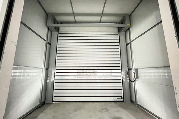 成人午夜免费APP門業烘幹室午夜福利片