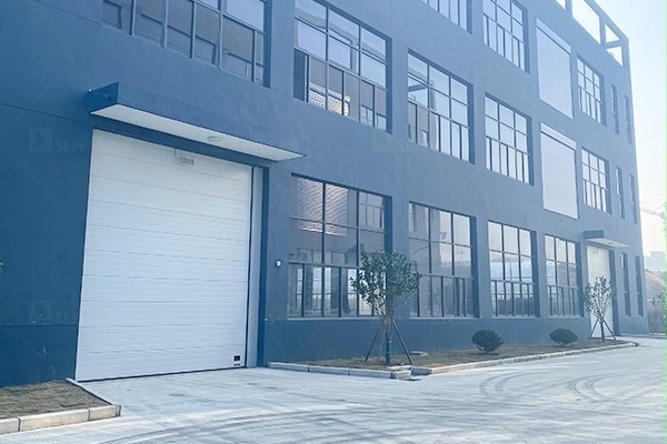 廠房出入口提升門